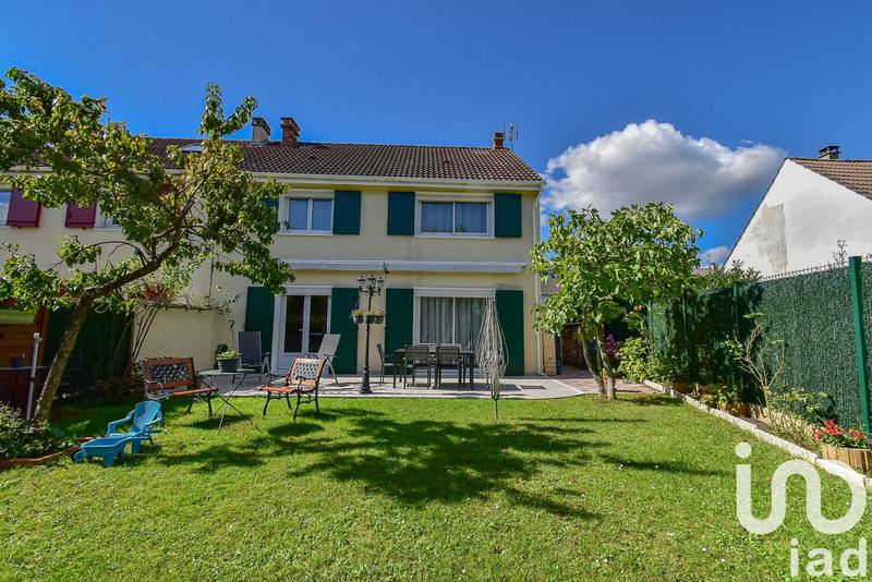 Maison - 97 m² - 5 pièces