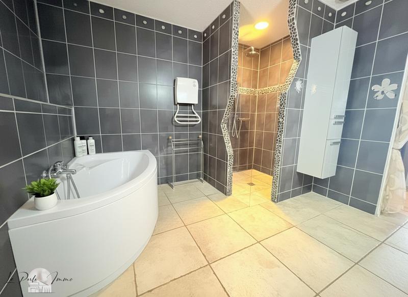 Villa - 172 m² - 4 pièces