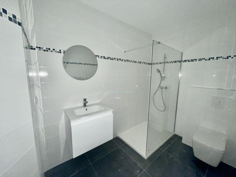 Appartement - 61 m² - 2 pièces