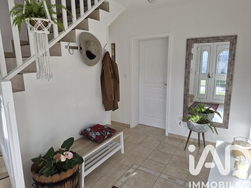 Maison - 200 m² - 6 pièces