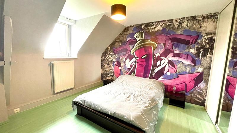 Maison - 181 m² - 6 pièces