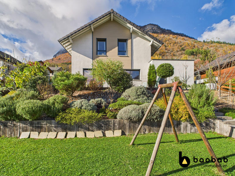 Maison - 113 m² - 4 pièces