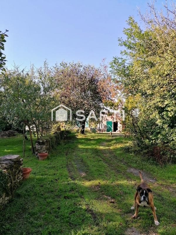 Maison - 229 m² - 7 pièces