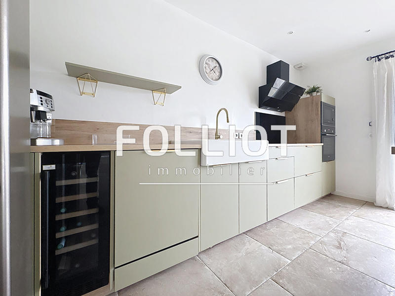 Maison - 142 m² - 5 pièces