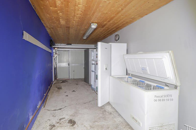 Maison - 300 m² - 11 pièces