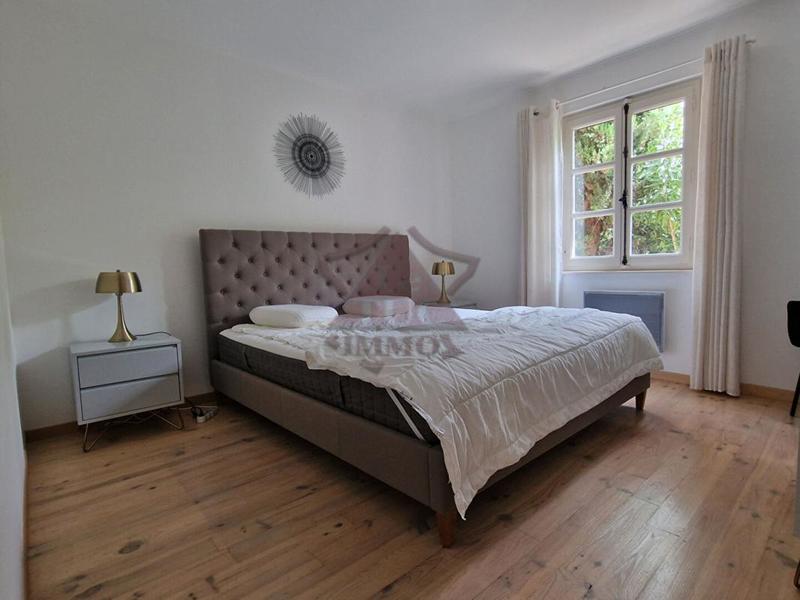 Maison en pierre - 123 m² - 6 pièces