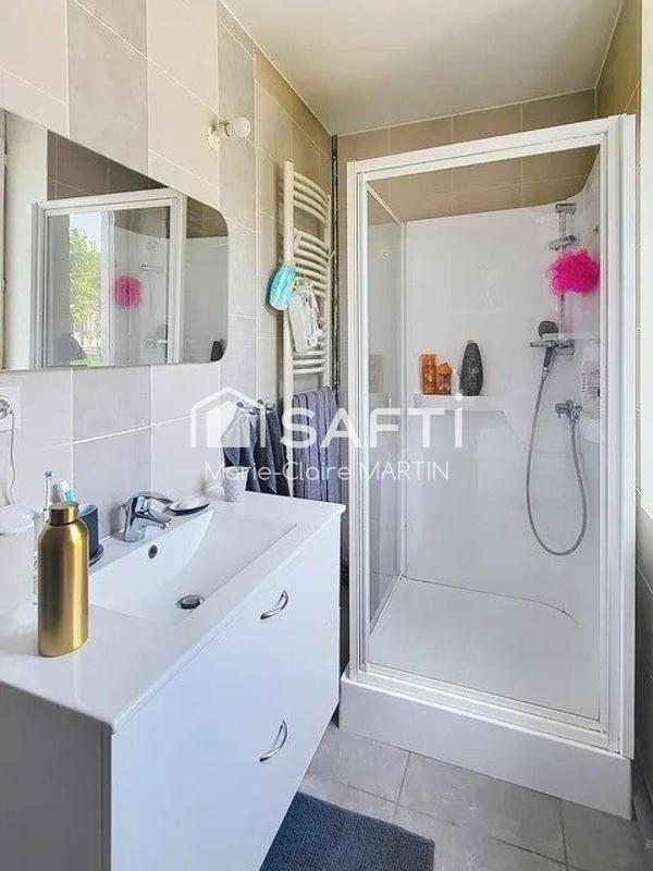 Local commercial - 190 m² - 8 pièces