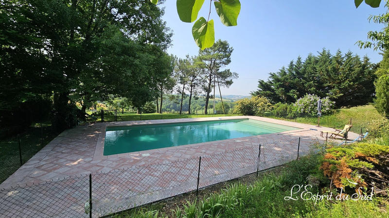 Bastide - 301 m² - 9 pièces