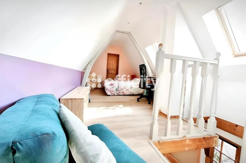 Maison - 105 m² - 6 pièces