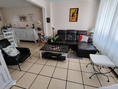 Maison - 95 m² - 7 pièces