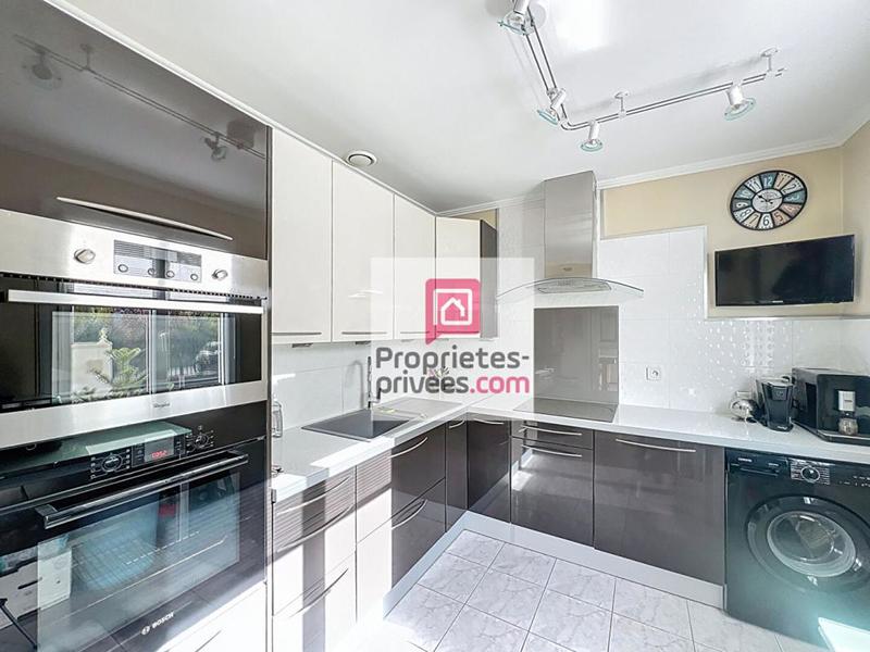 Maison - 167 m² - 7 pièces