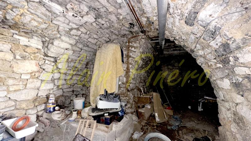 Maison en pierre - 68 m² - 5 pièces