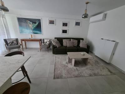 Appartement - 97 m² - 4 pièces