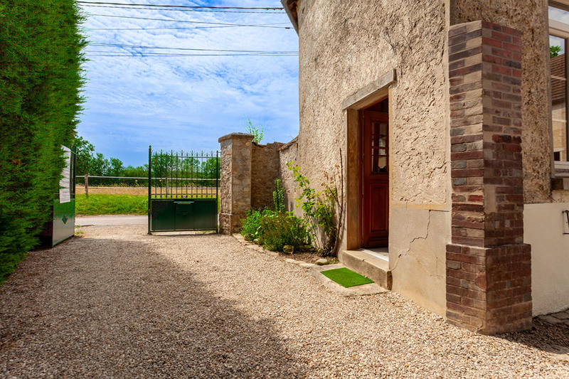 Maison - 272 m² - 8 pièces