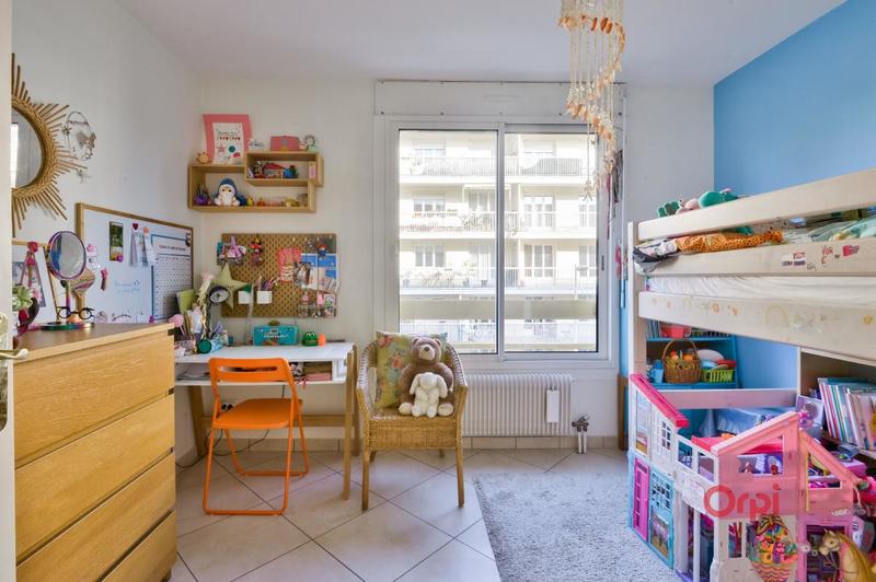 Appartement - 93 m² - 4 pièces