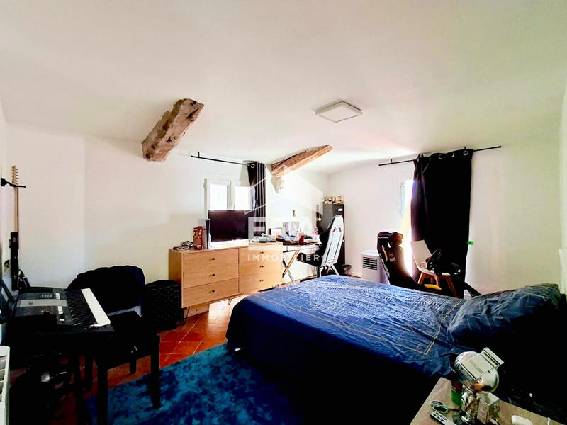 Maison - 145 m² - 5 pièces