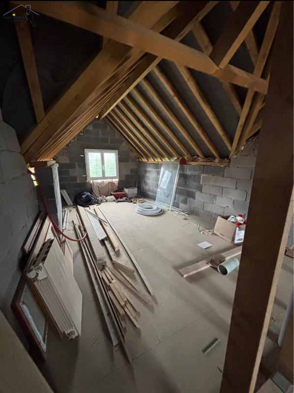 Maison - 100 m² - 4 pièces