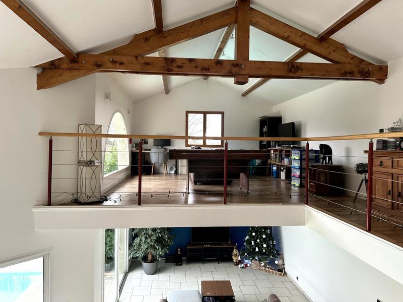 Maison - 185 m² - 6 pièces