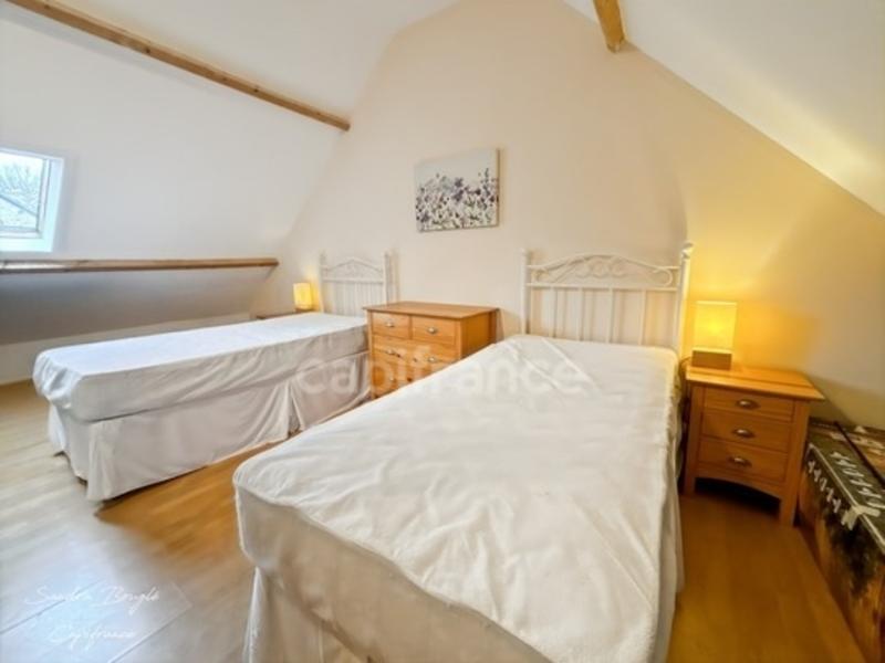 Maison - 228 m² - 8 pièces