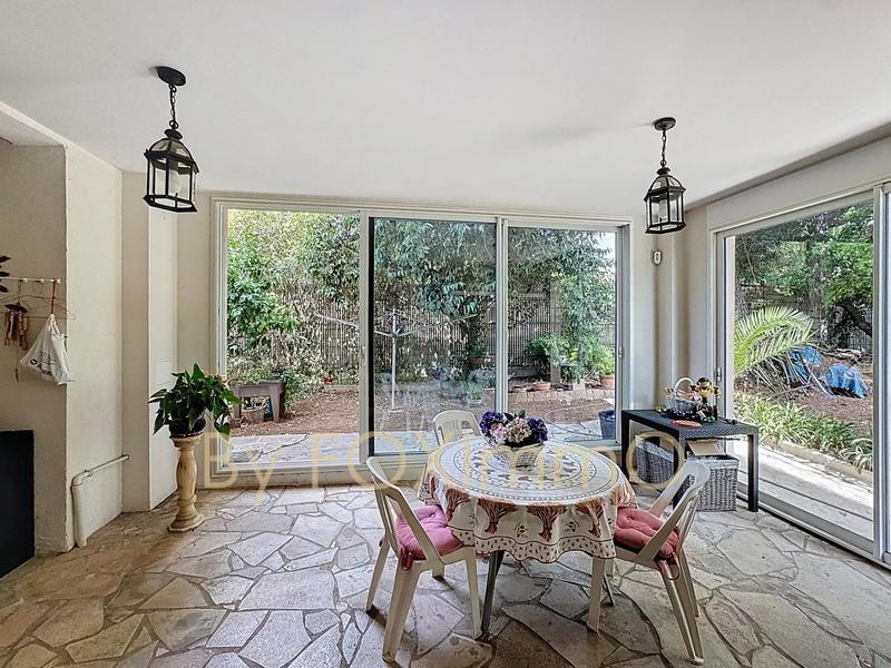 Villa - 215 m² - 7 pièces