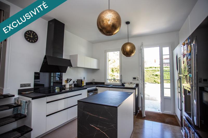 Maison de maîtres - 239 m² - 6 pièces