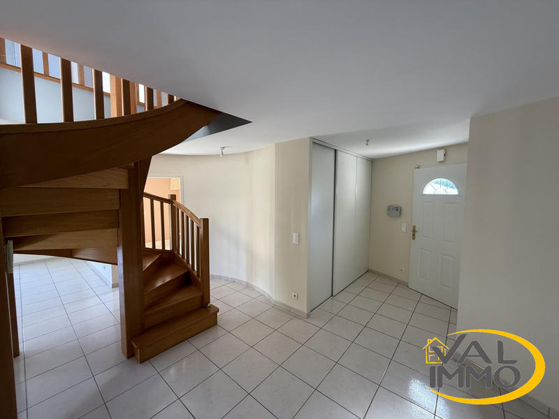 Maison - 140 m² - 6 pièces