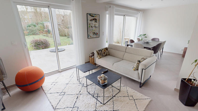 Maison - 120 m² - 5 pièces