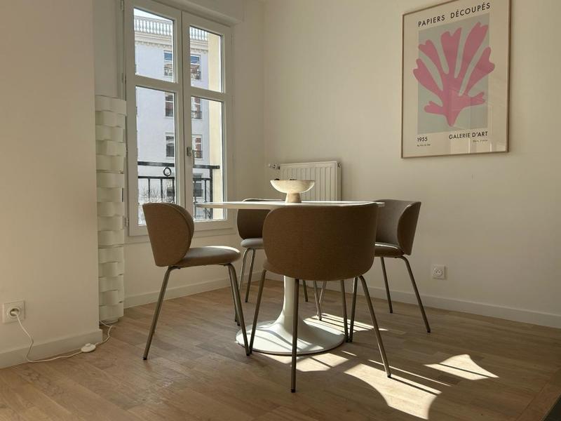 Appartement - 65 m² - 3 pièces