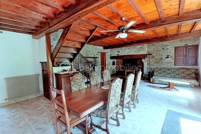 Maison - 155 m² - 4 pièces