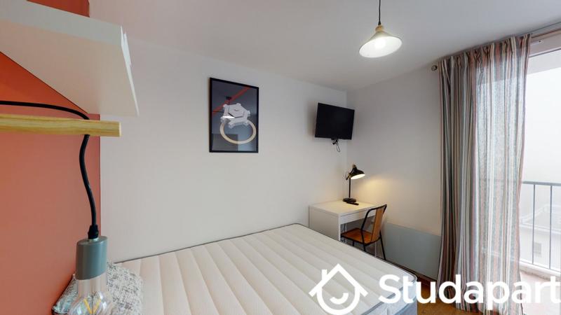 Chambre - 12 m² - 1 pièce