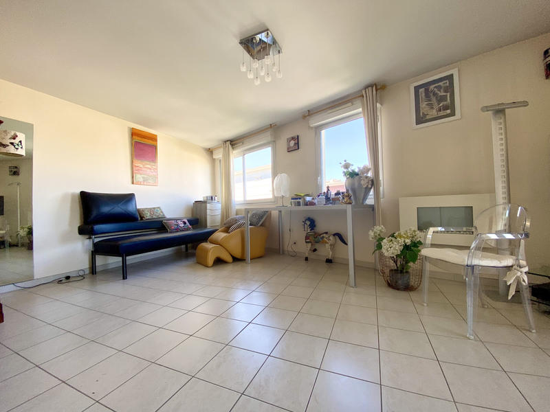 Appartement - 177 m² - 5 pièces