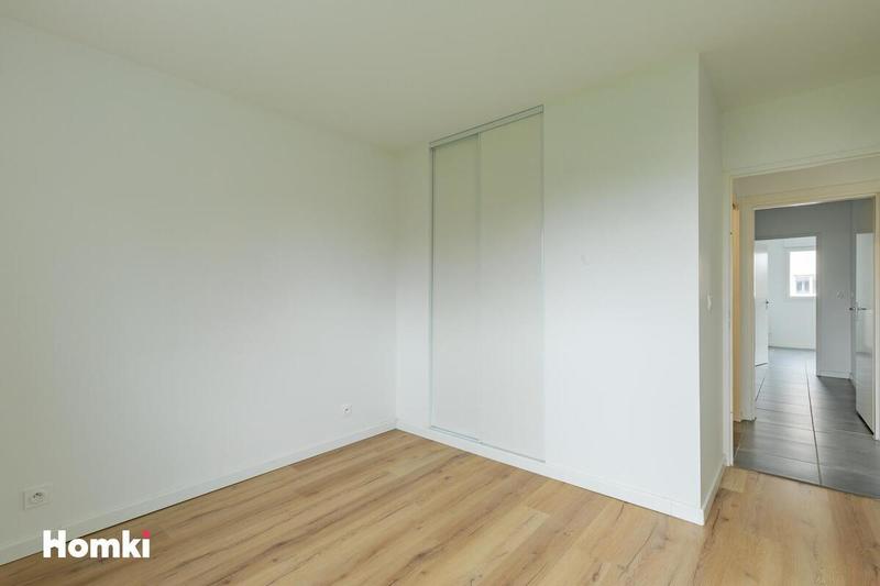 Appartement - 98 m² - 4 pièces