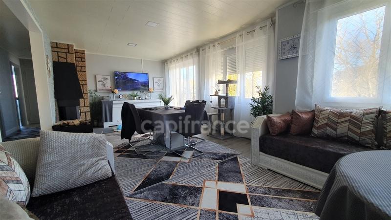 Maison - 151 m² - 6 pièces