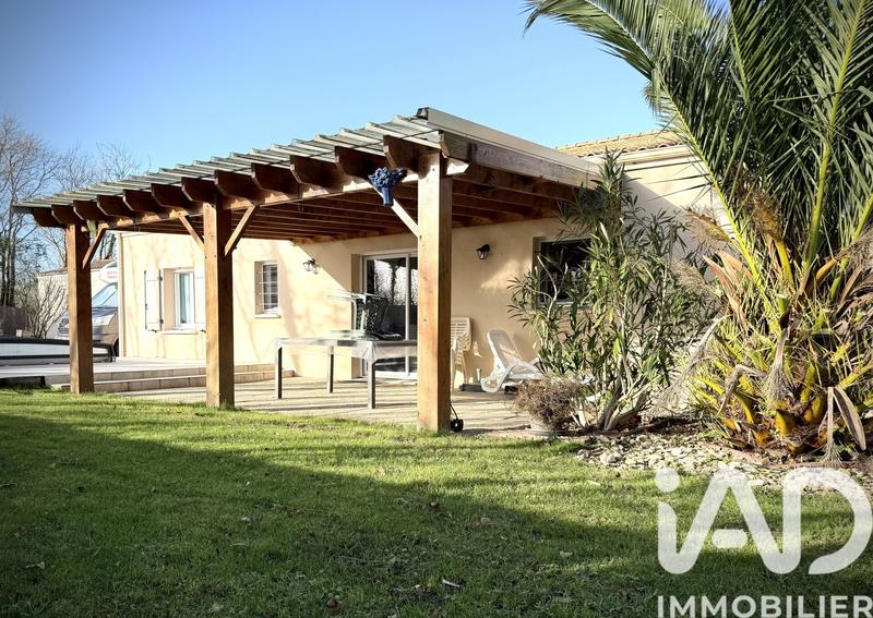 Maison - 121 m² - 6 pièces