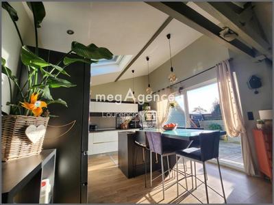 Maison de ville - 240 m² - 7 pièces