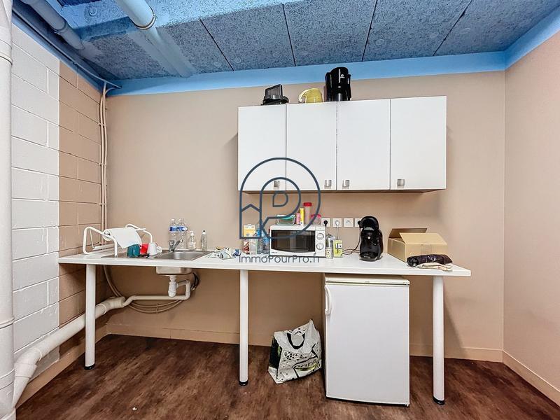 Local d'activités - 370 m²