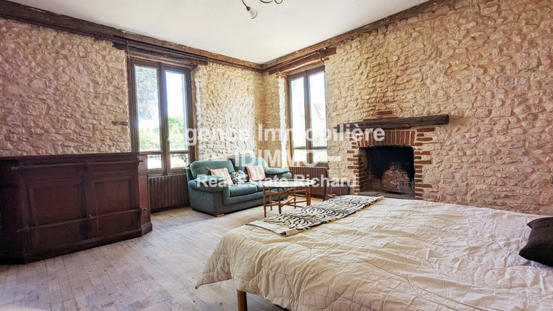 Maison - 160 m² - 5 pièces