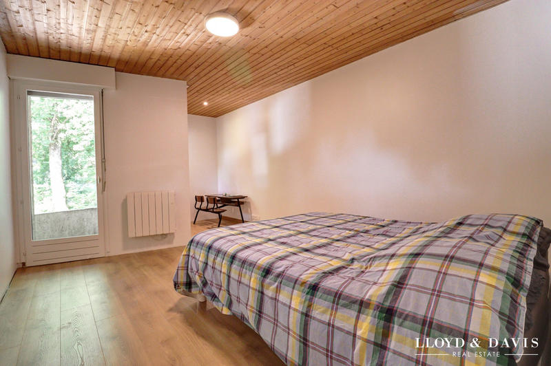 Maison - 195 m² - 8 pièces