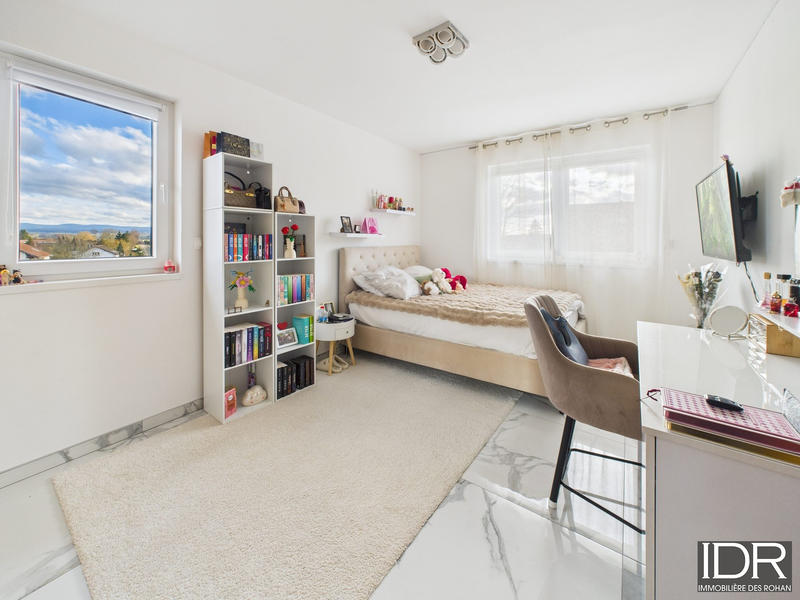 Maison contemporaine - 148 m² - 5 pièces