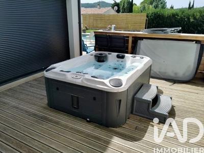 Maison - 171 m² - 6 pièces