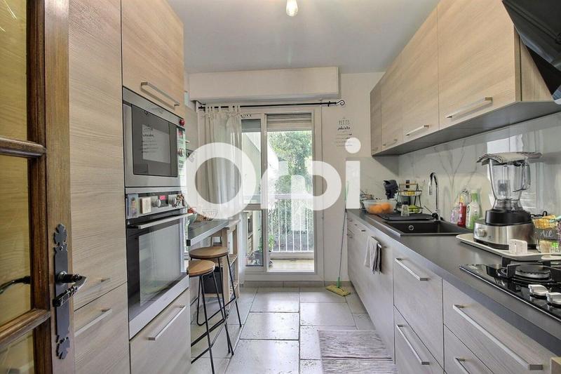 Appartement - 75 m² - 3 pièces