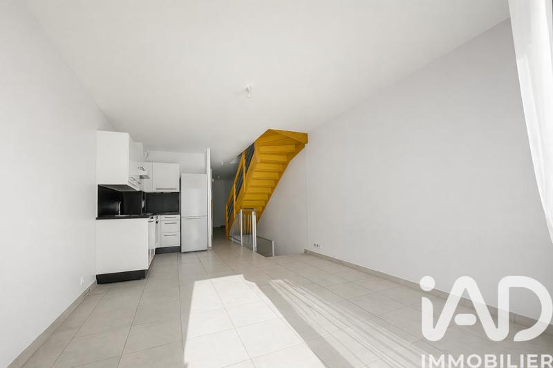 Maison de ville - 77 m² - 4 pièces