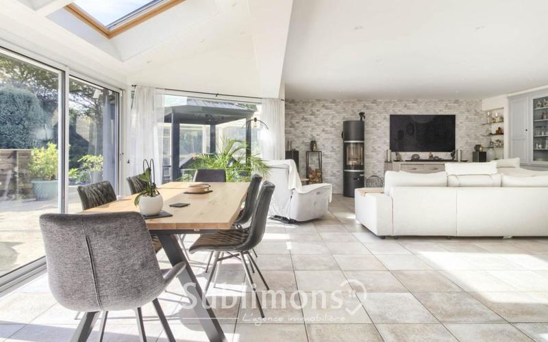 Maison ancienne - 262 m² - 10 pièces