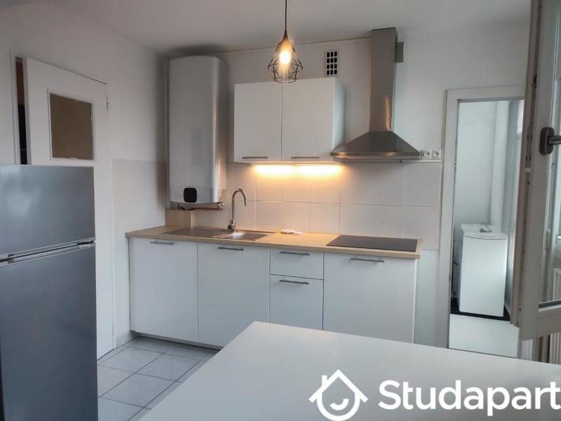 Chambre - 12 m² - 1 pièce