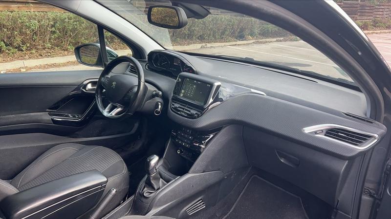 Peugeot 208 1.2 PureTech 110 Allure