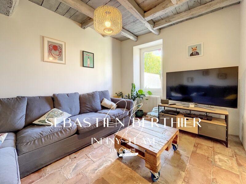 Maison - 180 m² - 6 pièces