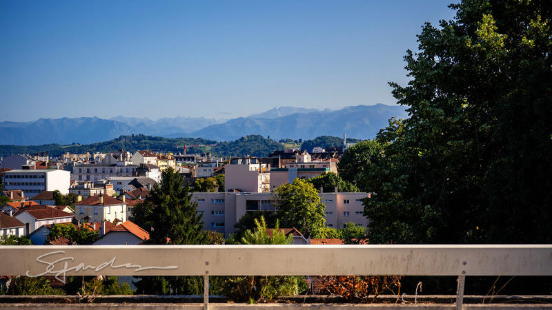 Appartement - 81 m² - 3 pièces