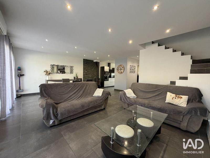 Maison - 92 m² - 3 pièces