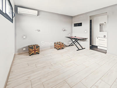 Villa - 165 m² - 6 pièces