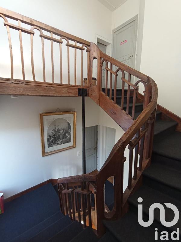 Maison - 210 m² - 8 pièces